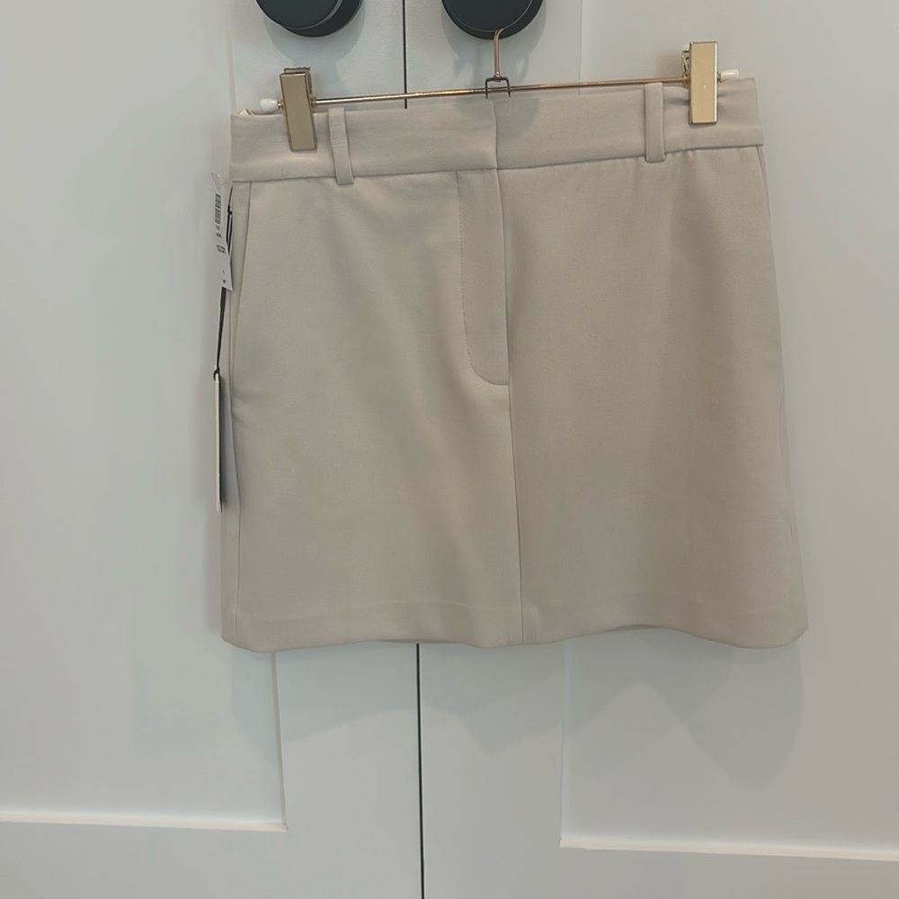 Babaton Cream Mini Skirt- NEVER WORN